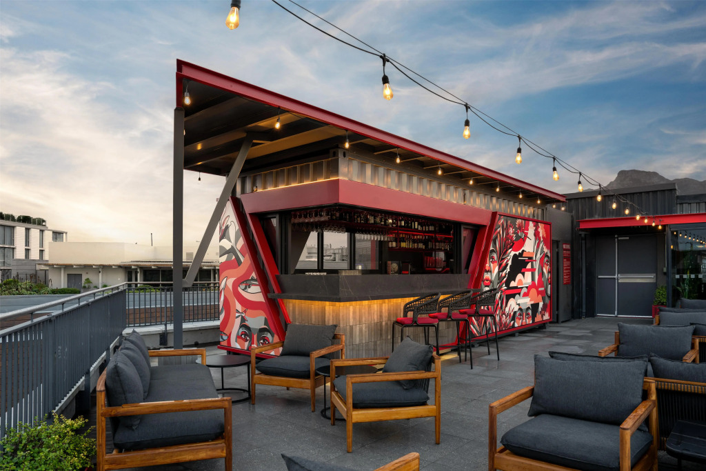 Radisson RED Hotel V&A Waterfront Cape Town
