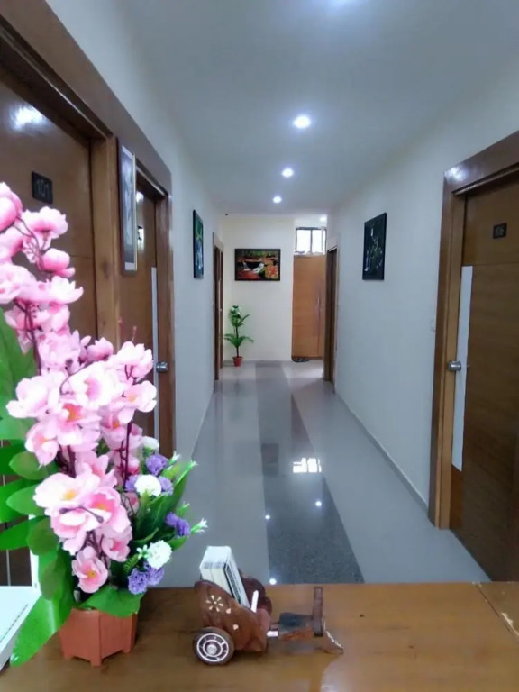 Hotel Gopi Palace