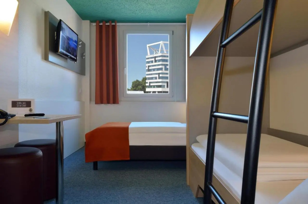 B&B Hotel Freiburg-Nord