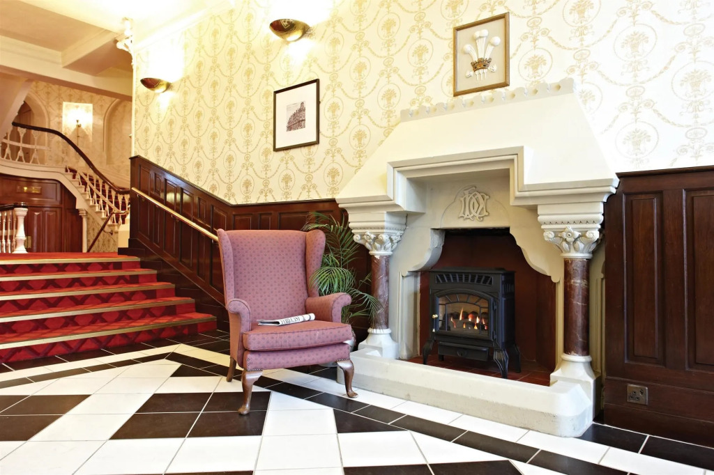 Duke Of Cornwall Hotel