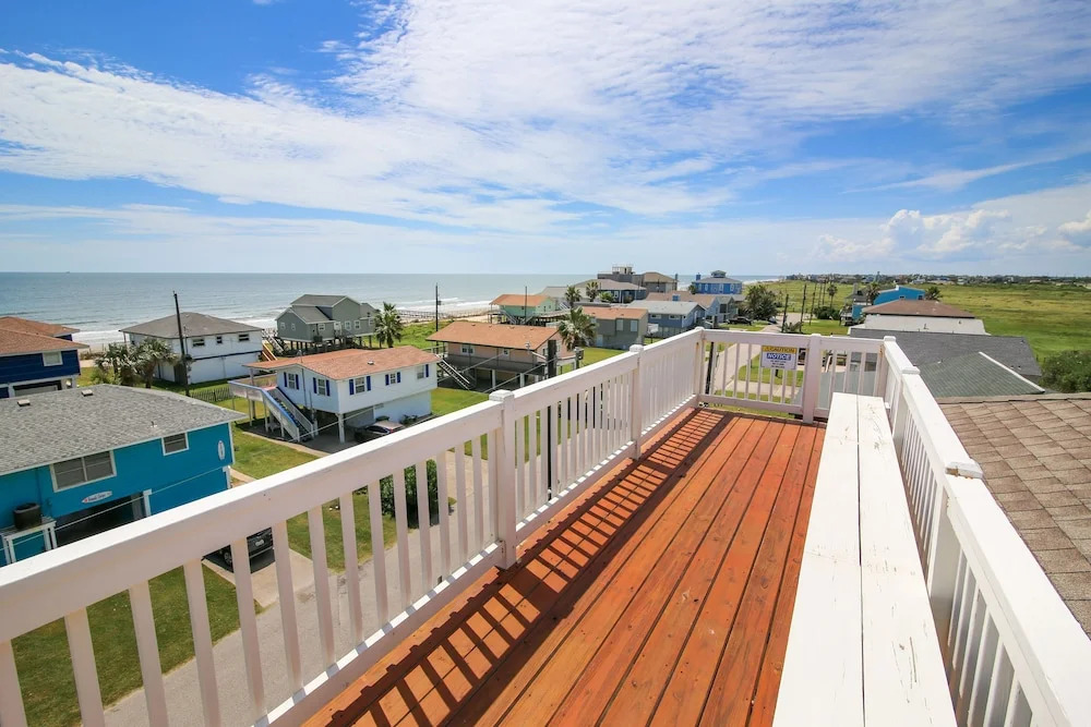 The Ocean Aire 3 Bedroom Home