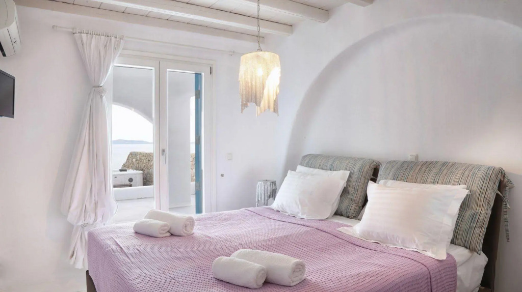 Mykonian Spirit Villas