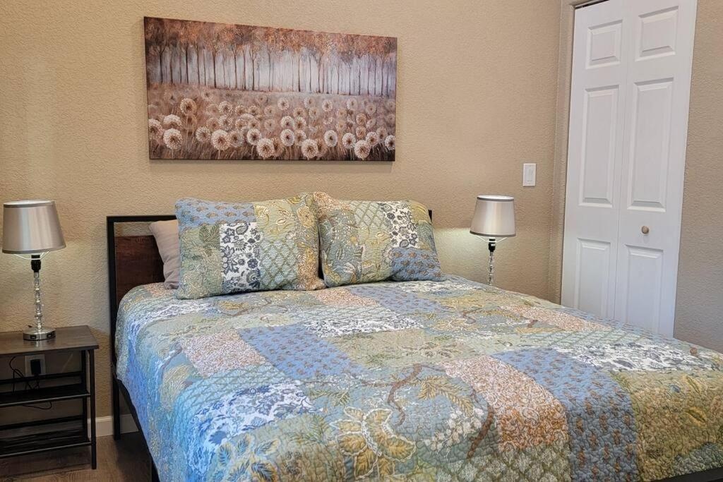 Serene New Build,1 bdrm guesthouse in Red Rock Country in W. Sedona