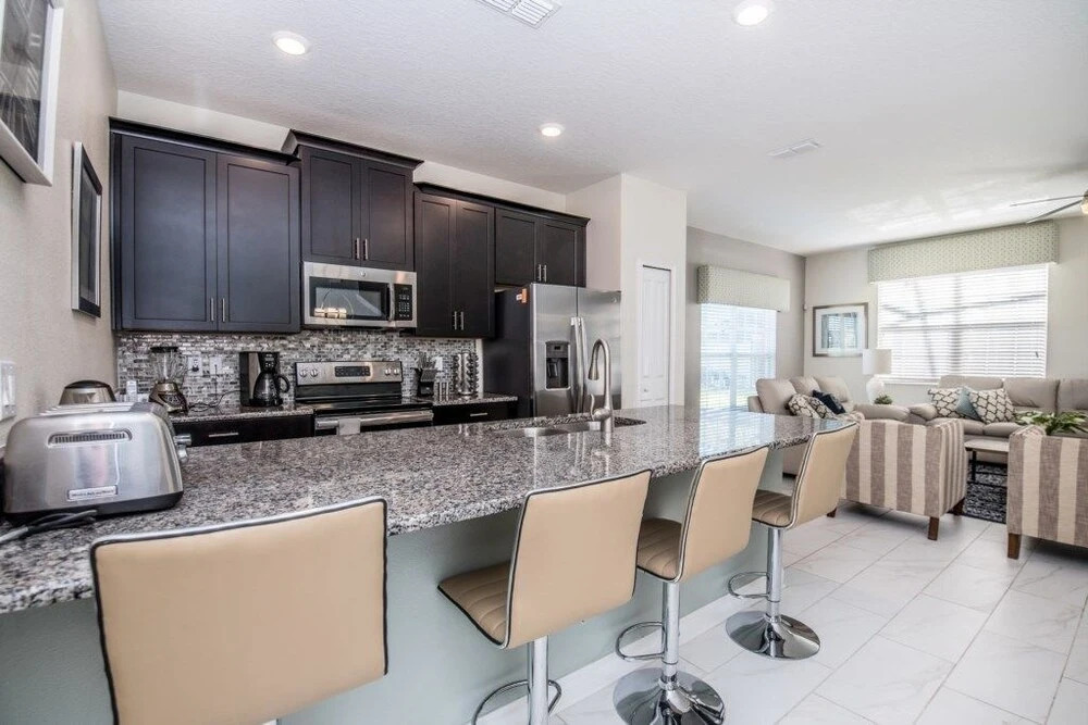Amazing Townhome! - Storey Lake - 3074JD