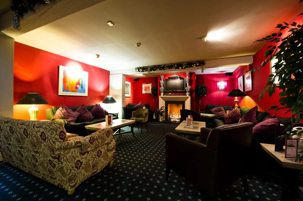 Holt Lodge Hotel