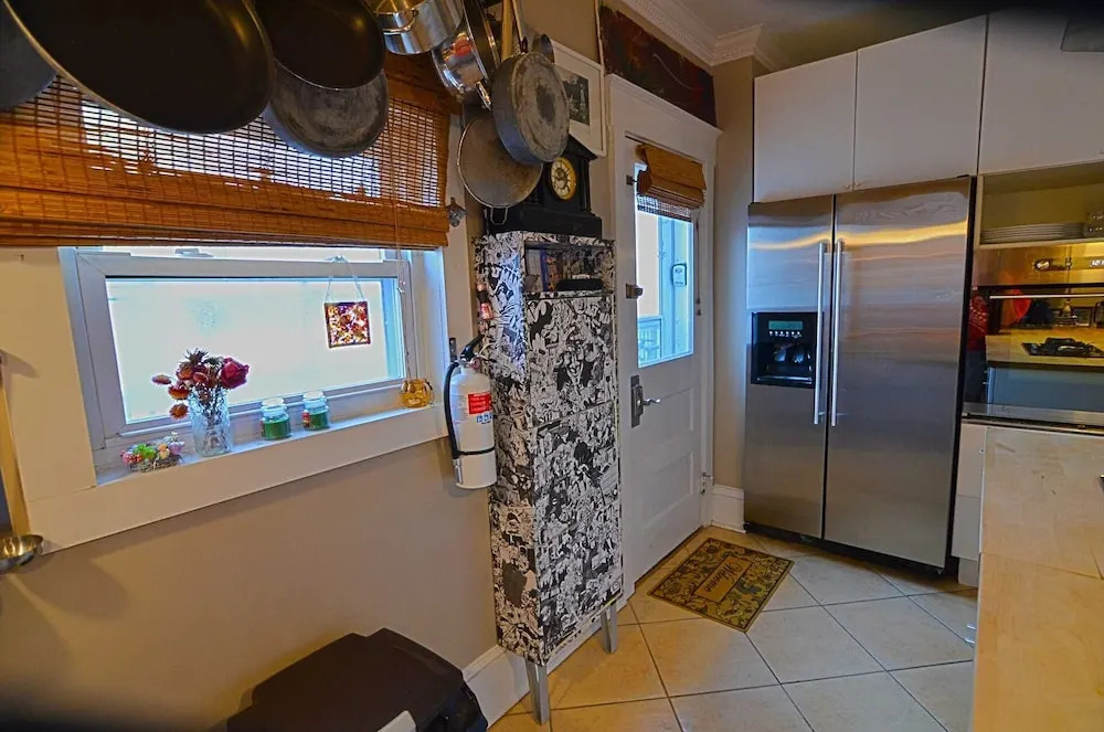 In The Heart Of Ocean City Nj 3br 3 Bedroom Condo