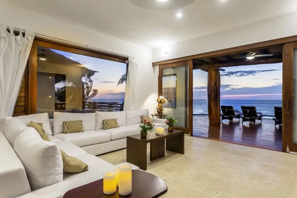 DK Luxury Ocean Front Villa