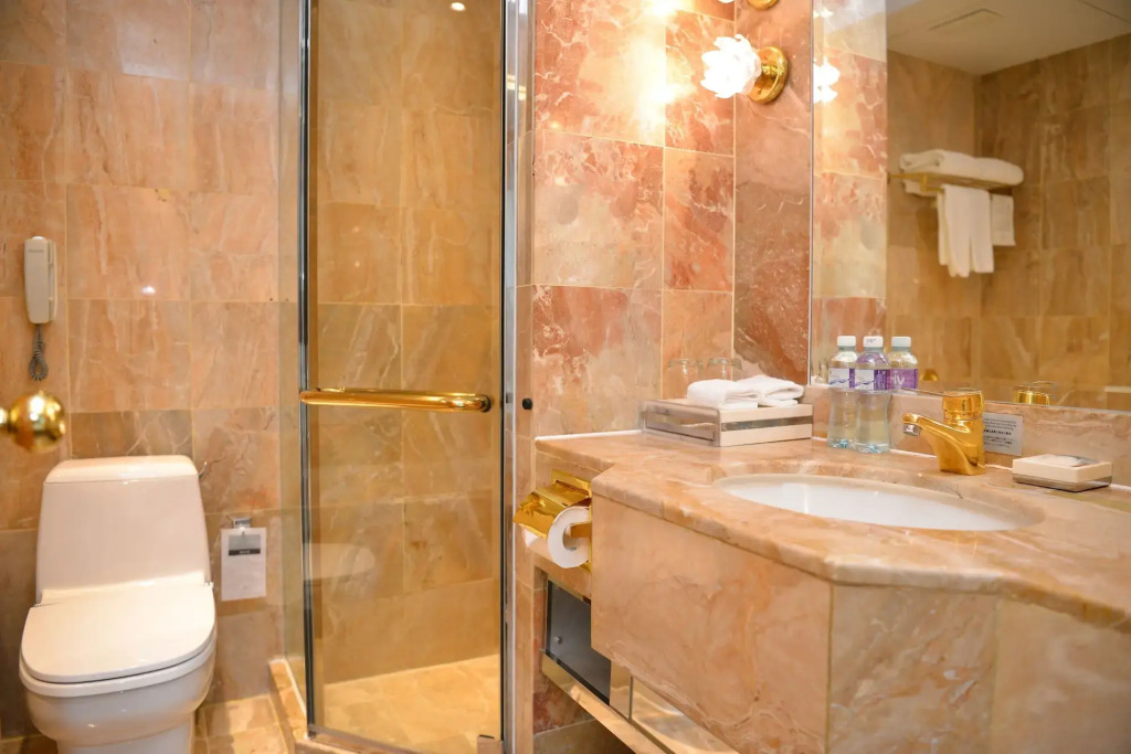 Отель Regal Hongkong