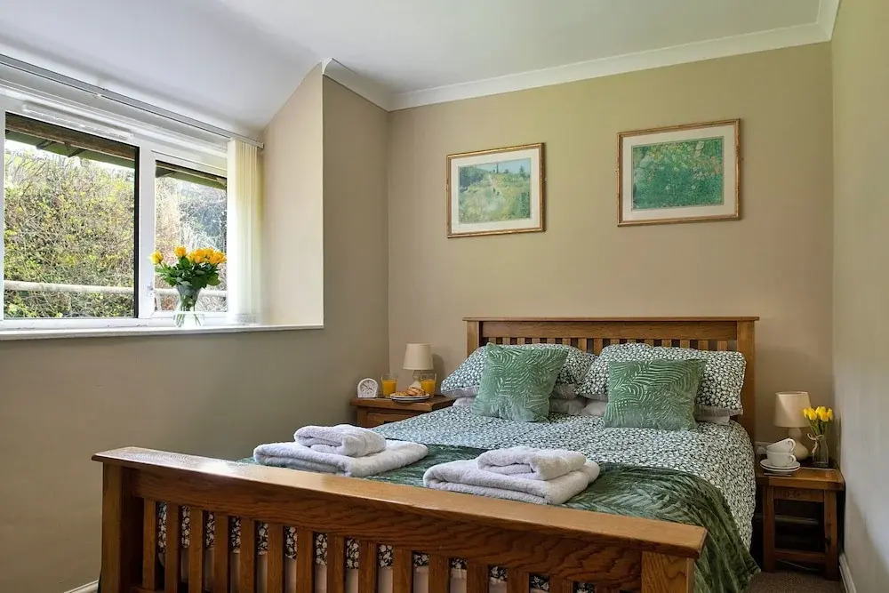 Riverside Holiday Home in Dolgellau, No Deposit