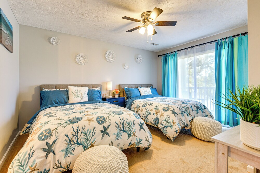 Condo w/ Pool & Hot Tub in Aberdeen Golf Villas