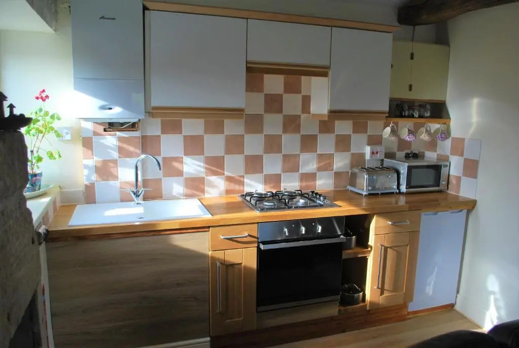 Burnlee House Apartment