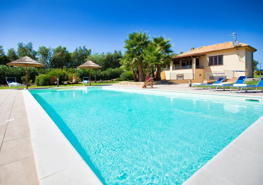 Alghero Villa Morena with exclusive swimming pool and large garden