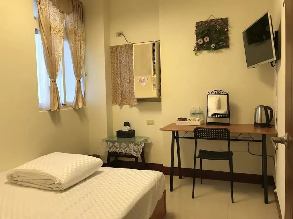 Hualing Homestay