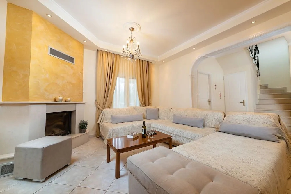 Vasilis Home