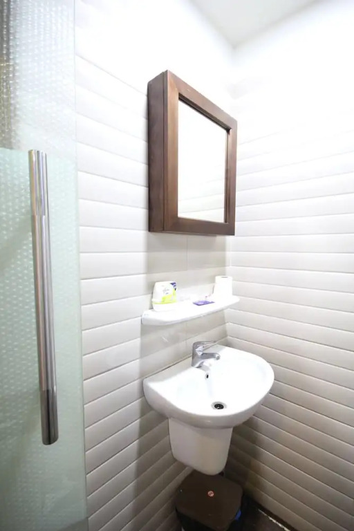 Smiley Apartment 13 - Adults Only