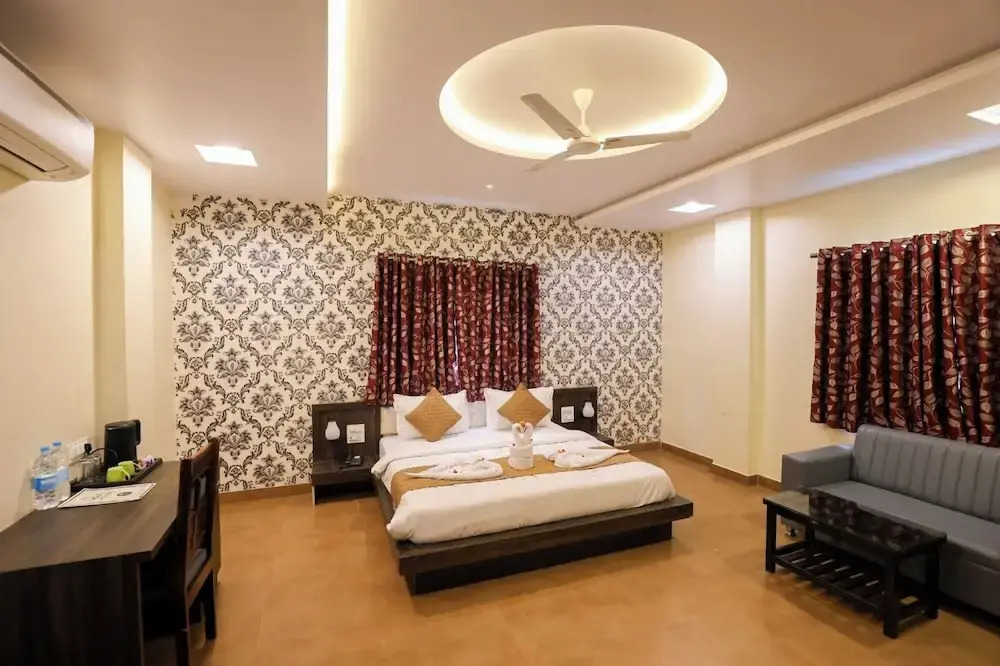 Hotel Veda Resort