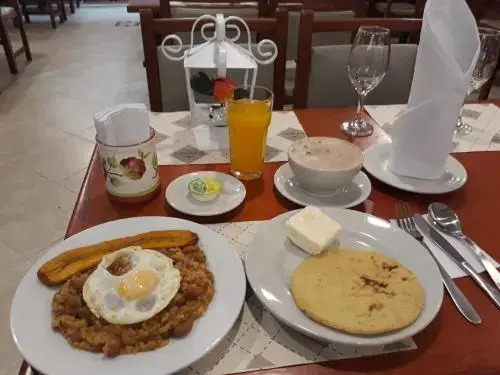 Hotel Santamaria INN