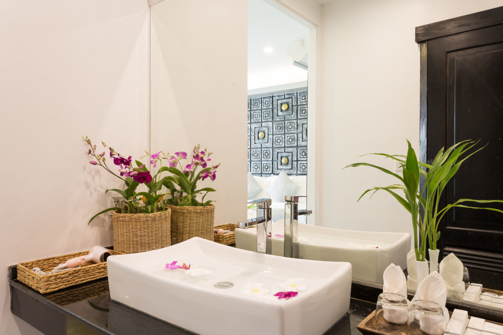Ladear Privilege Rooms