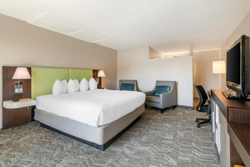 Ogunquit River Inn & Suites