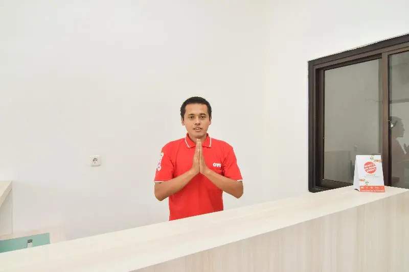 Oyo 1060 Rungkut Mejoyo Selatan