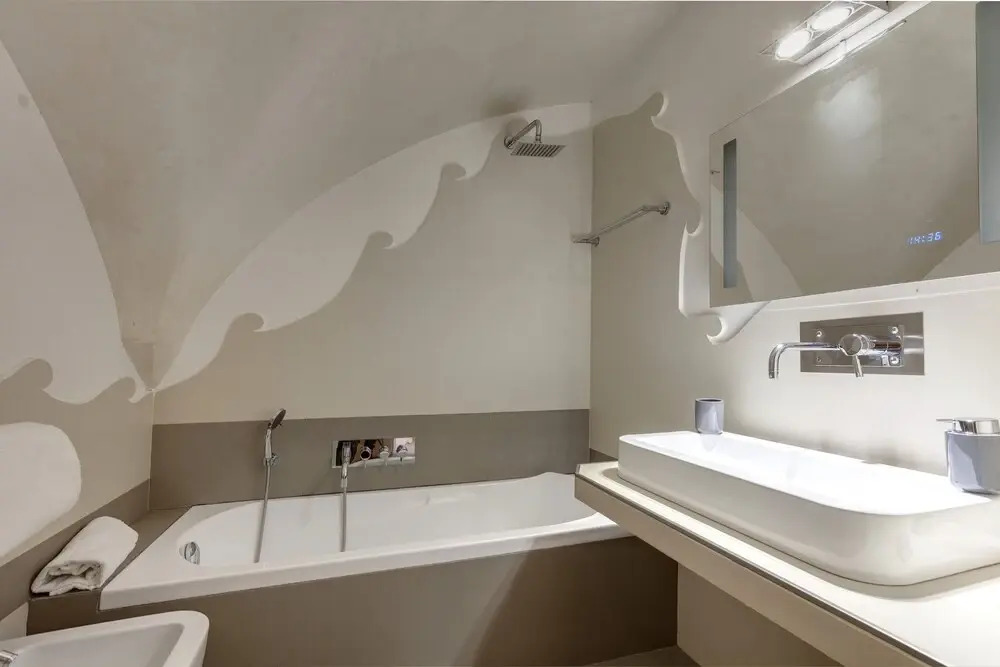 Exceptional and Comfortable for 7 People in the Center of Florence