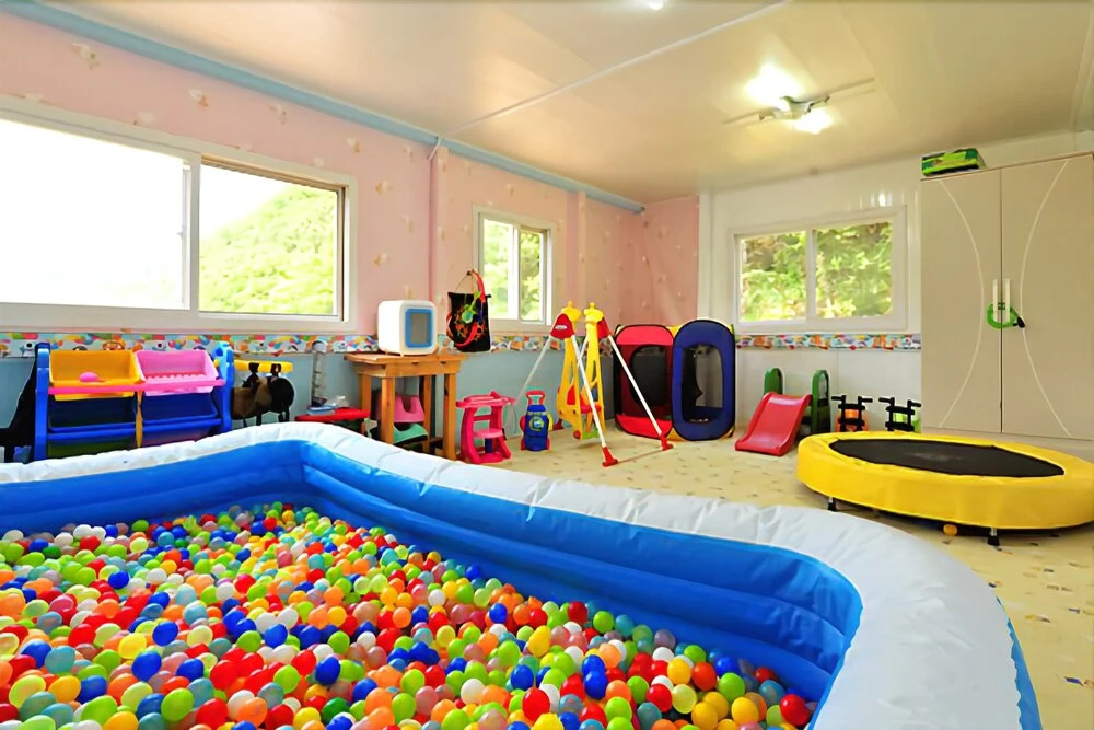 Gapyong Arno Kids Spa Pension