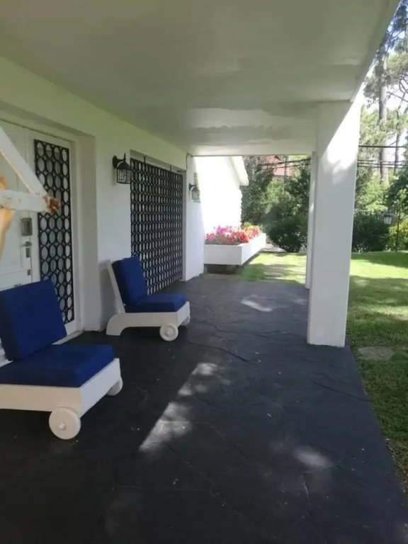 Wonderful Chalet three blocks from the beach