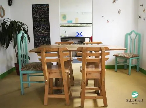 Bidea Hostal-Camping