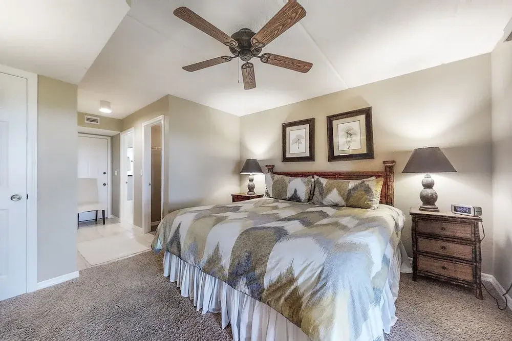 Sailmaker 203 Lovely 2BR Oceanfront Patio Pool