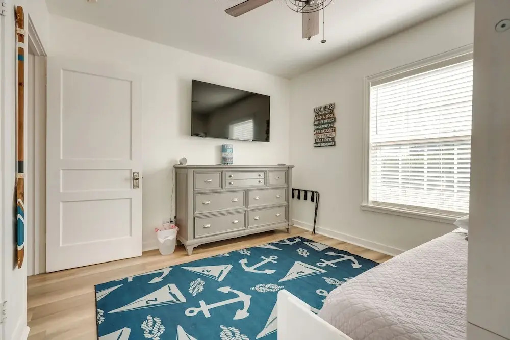Peaceful Canyon Lake Retreat at Casa del Lago!