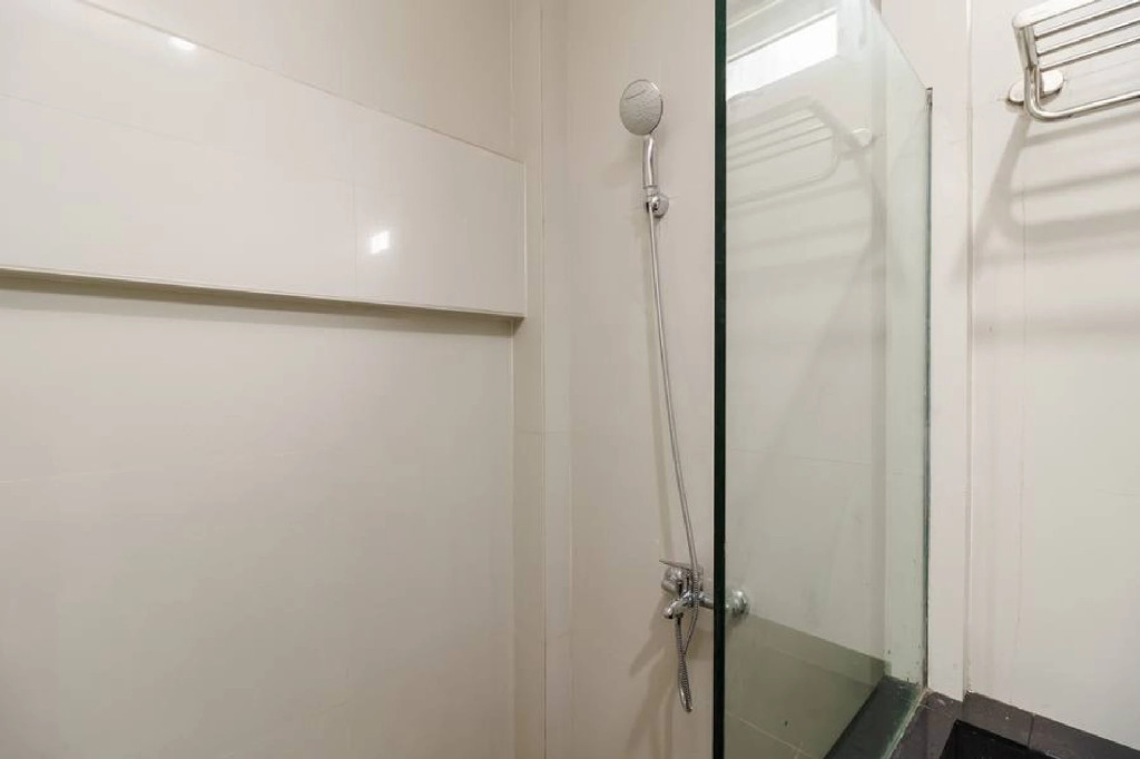 RedDoorz Plus near Palembang Icon Mall 2