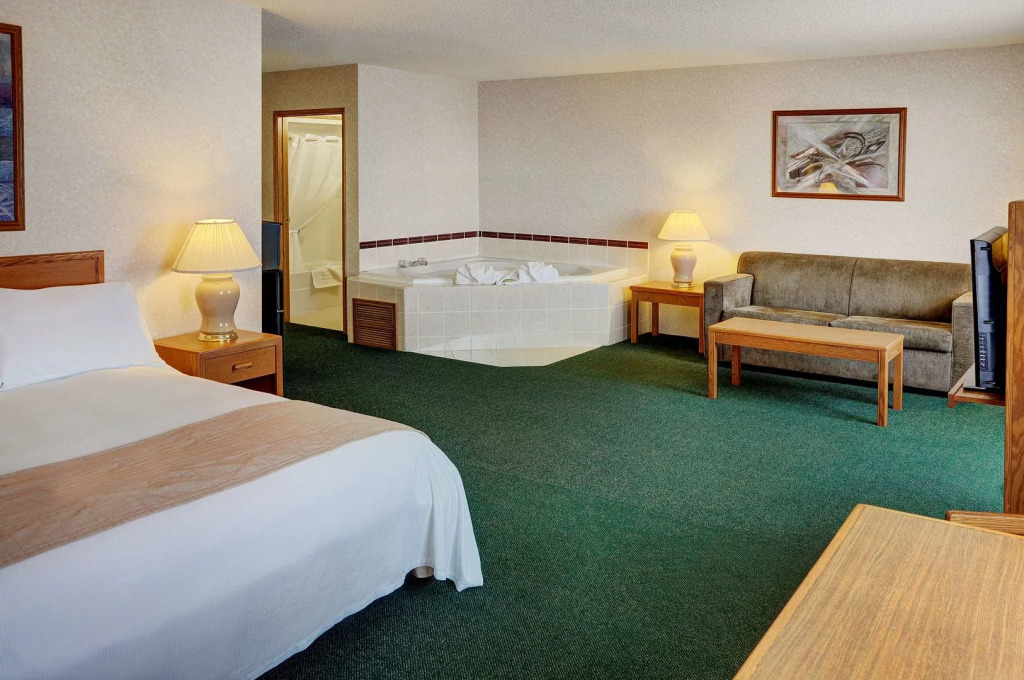 Coast Fort St John Hotel