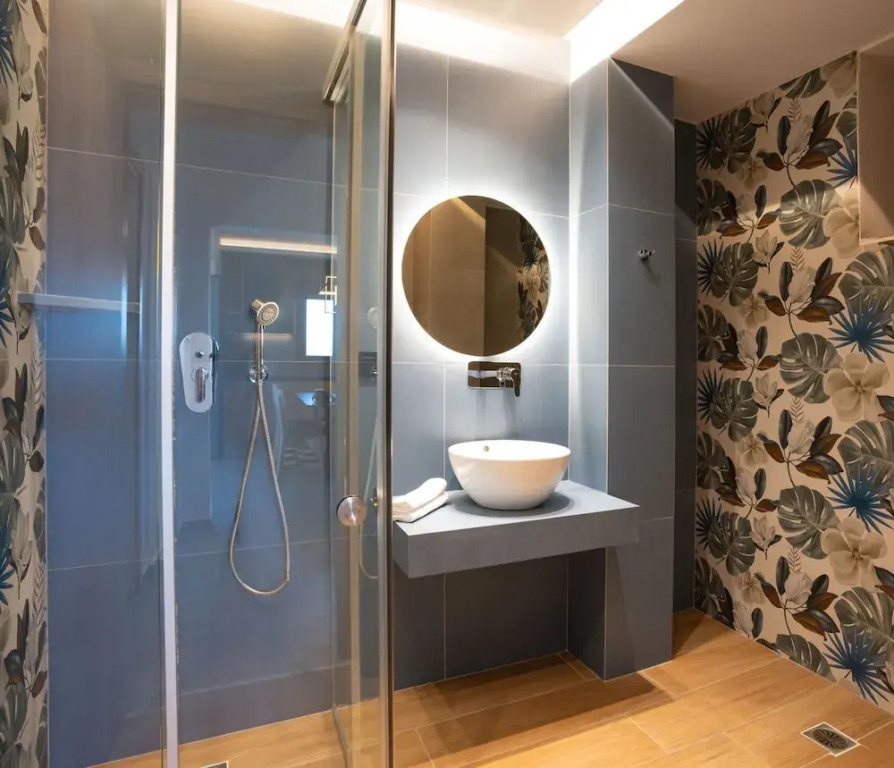 Villa Etoile - With Private Pool and Sauna