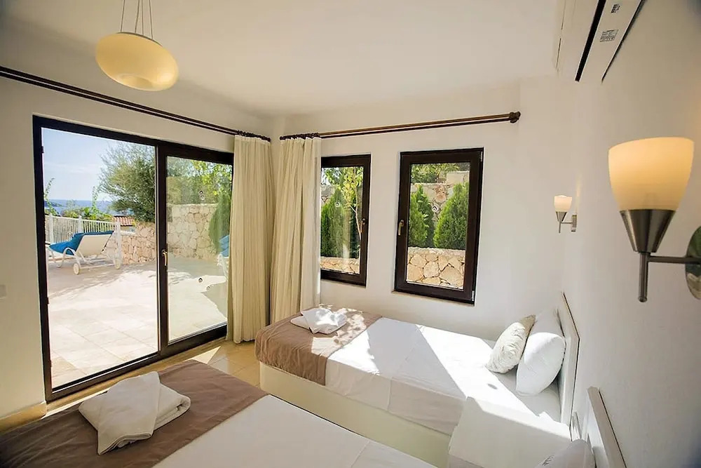 Villa Iris