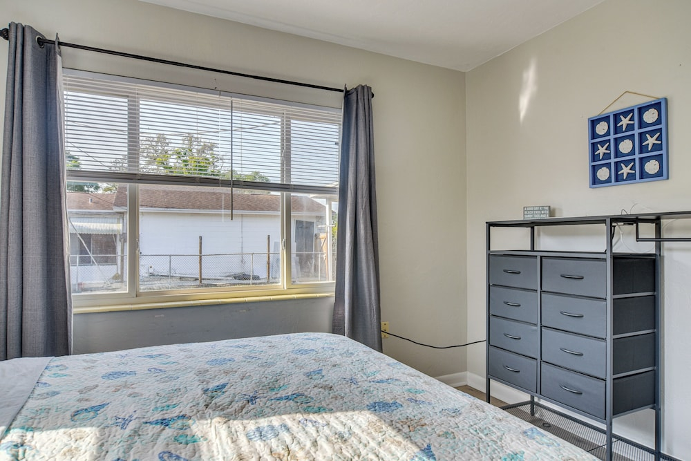 Tampa Bay Getaway w/ Patio & Yard, Pets Welcome!