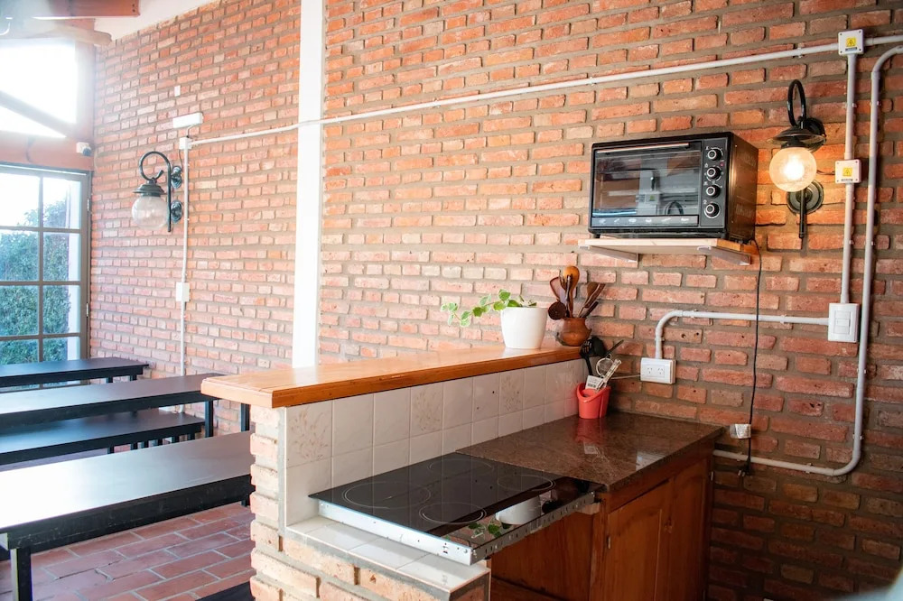 Falucho Hostel