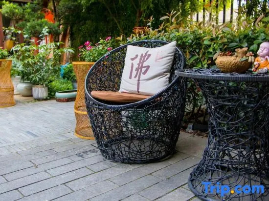 Loulan Courtyard Homestay (Suzhou Pingjiang Road Humble Administrator's Garden)
