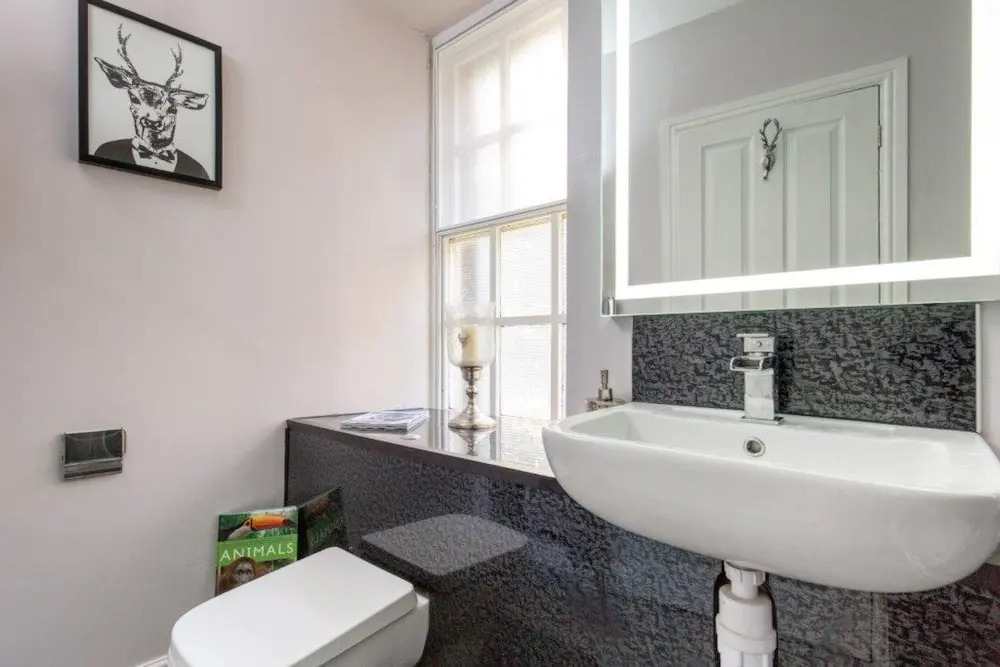 Royal Mile Apartment