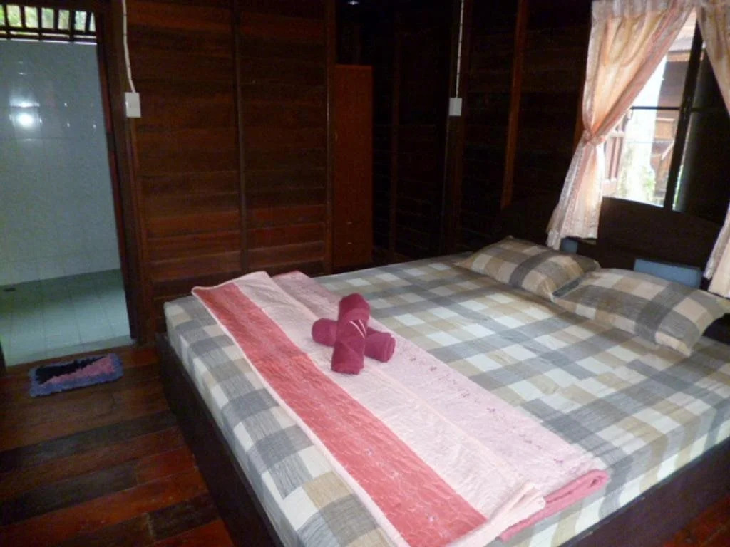Haad Salad Resort