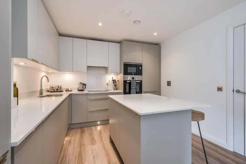Modern Ground Floor Duplex Apartment