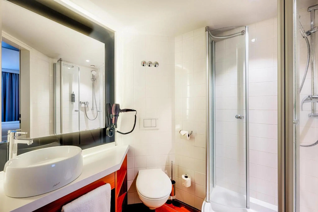Отель Premier Inn Frankfurt City Europaviertel