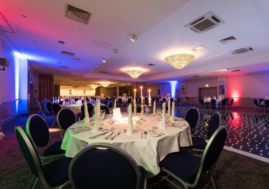 DoubleTree by Hilton Hotel Aberdeen Treetop