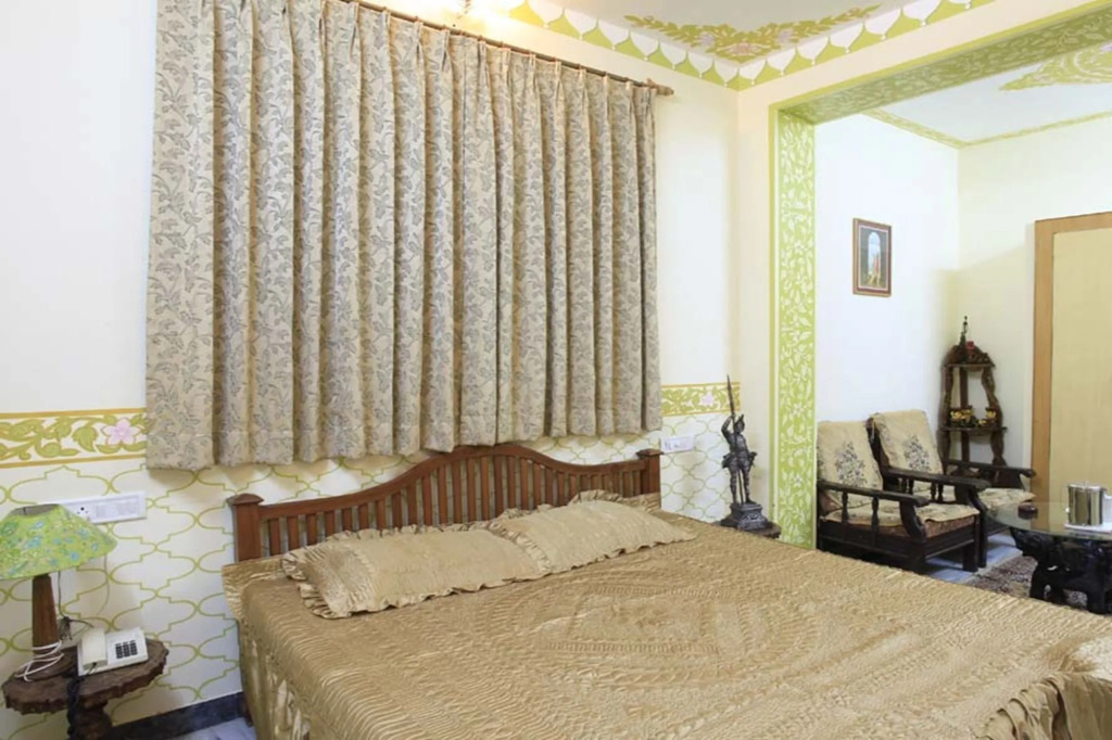 Hotel Teerth Palace