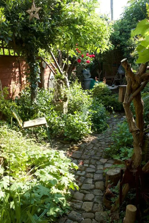 Whitstable Tree House Retreat