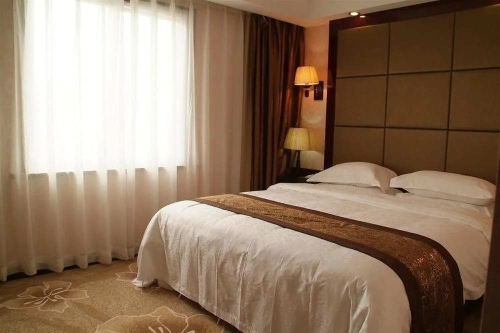 Shaanxi Huijin Business Hotel