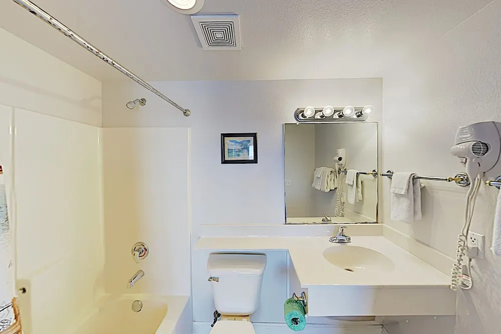 Beachside Resort W/ Pools, Spa & Big Views 2 Bedroom Condo