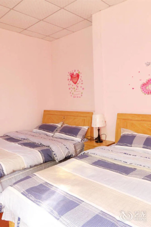 Chezhan Apartment