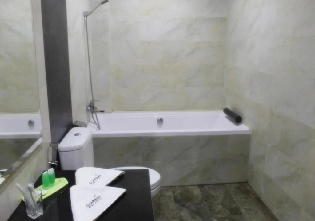 Guardian Family Hotel
