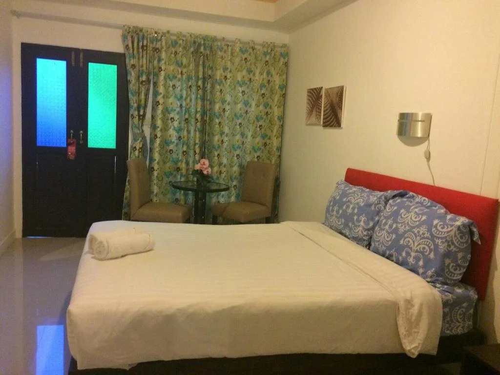Baan Talay 51