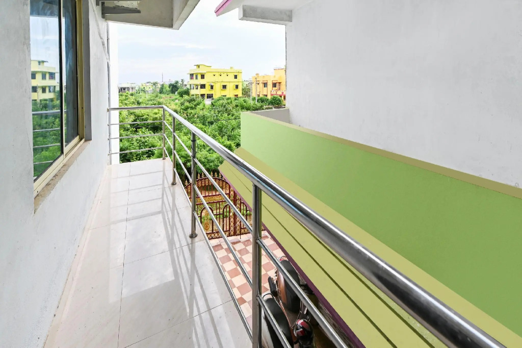 OYO Flagship 77755 Serene Stay Near Aiims Hospital